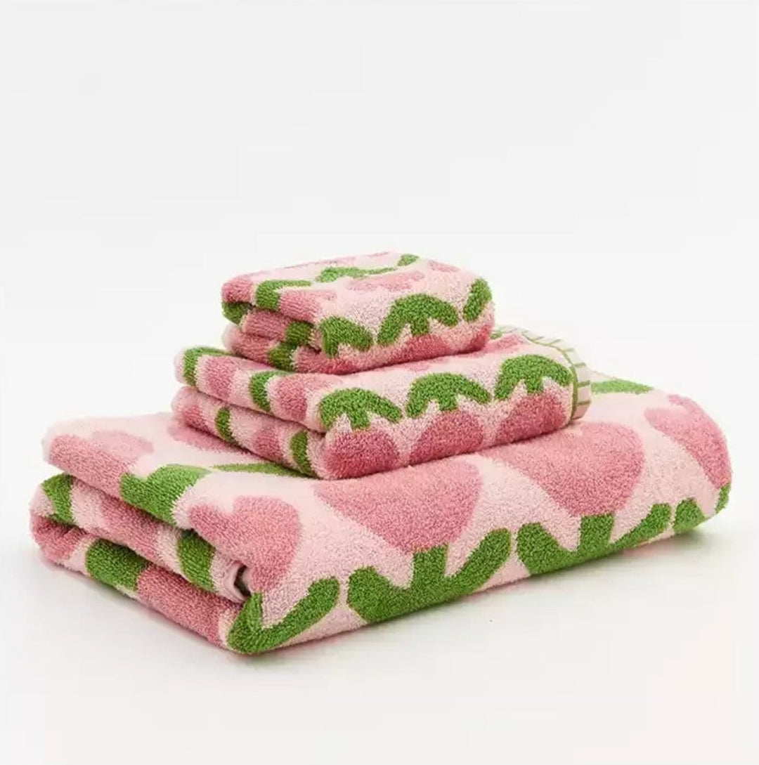 Tulip Pattern Towels
