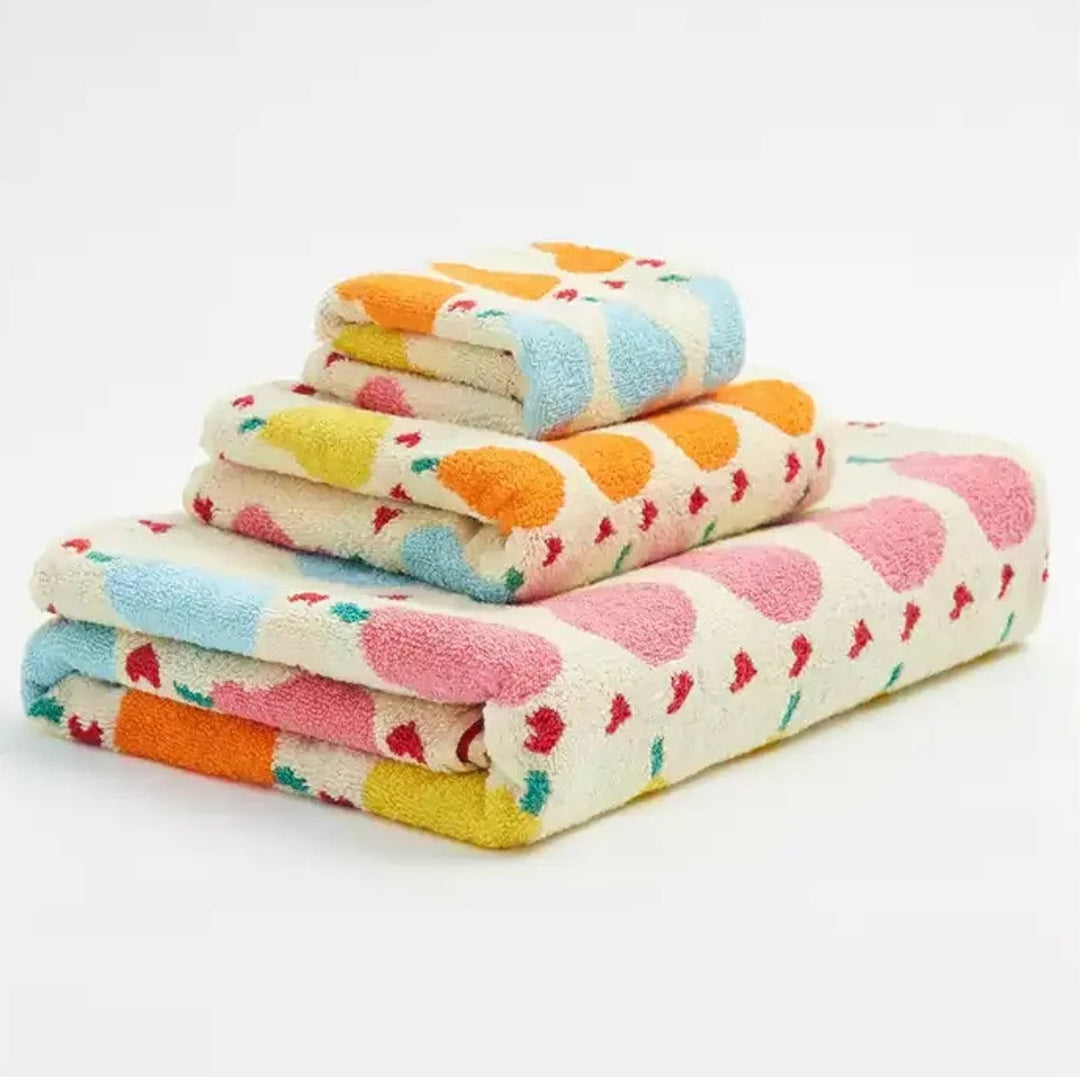 Pear Pattern Towels