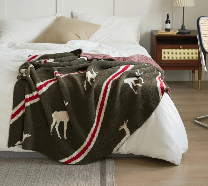 Deer Stripe Pattern Blanket | Deer Strip Blanket | itsdecorszn