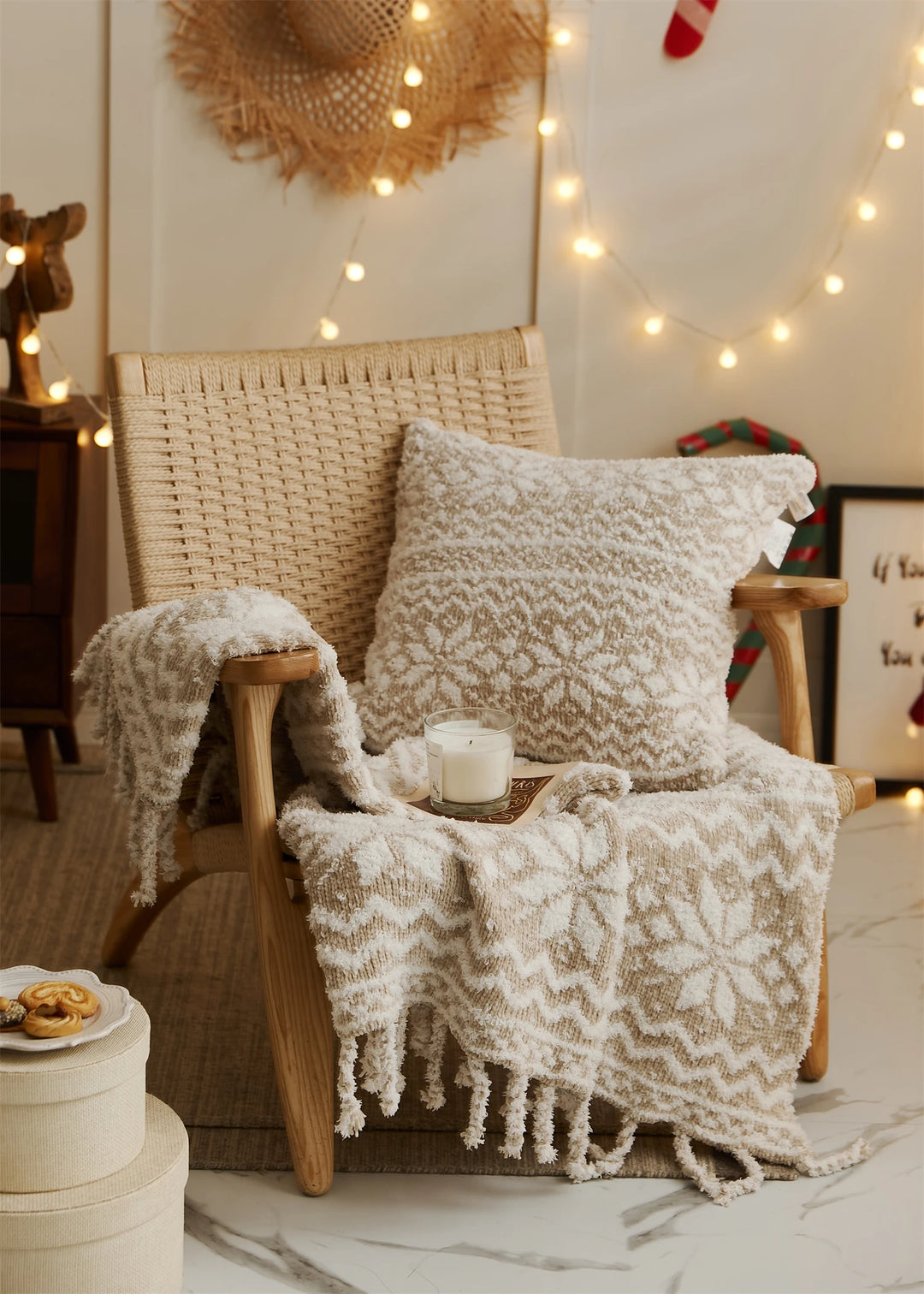 Winter Wonderland Knit Throw Blanket with Fringes