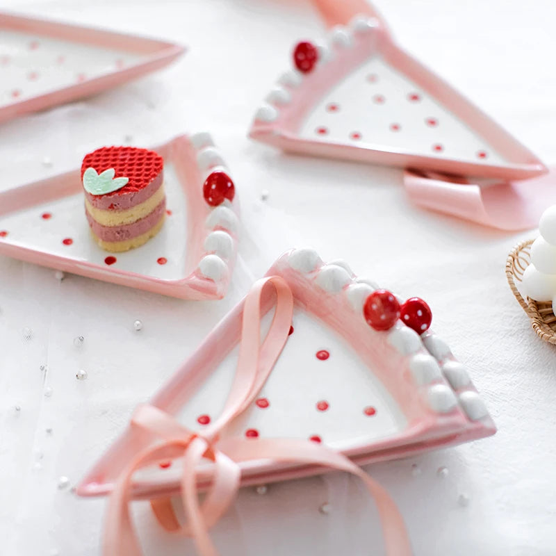 Strawberry Cake Plate Set