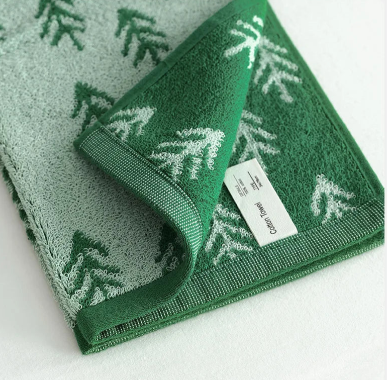 Green Pine Leaves Towels