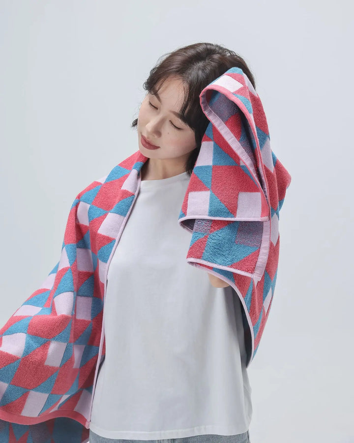 3D Cube Pattern Towels