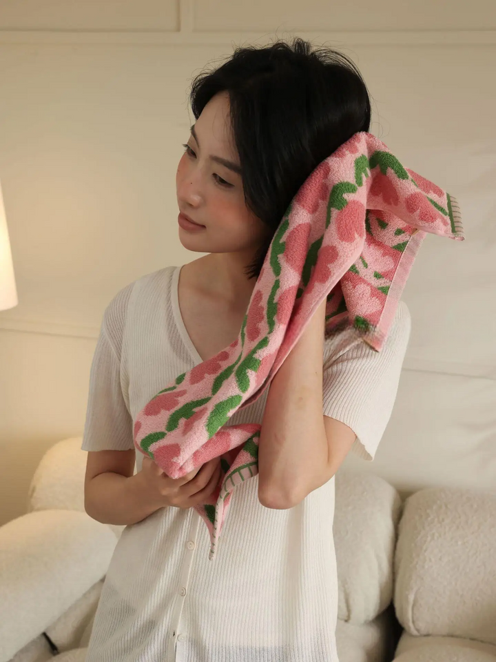 Tulip Pattern Towels