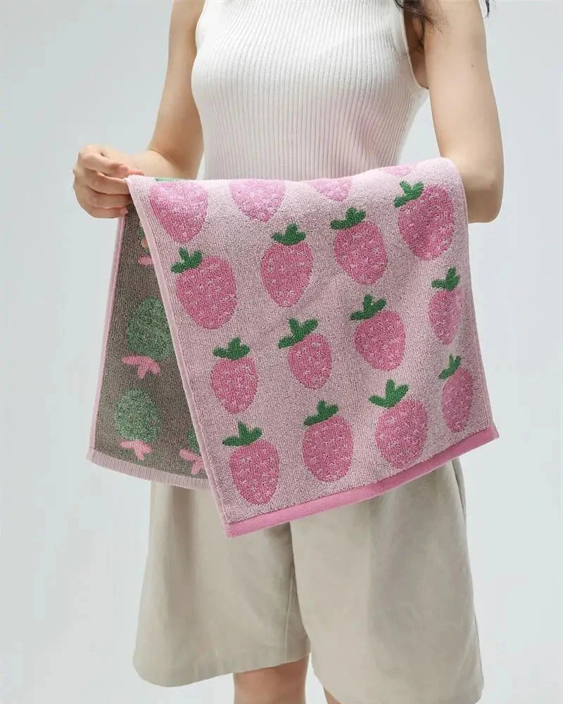 Strawberry Pattern Towels