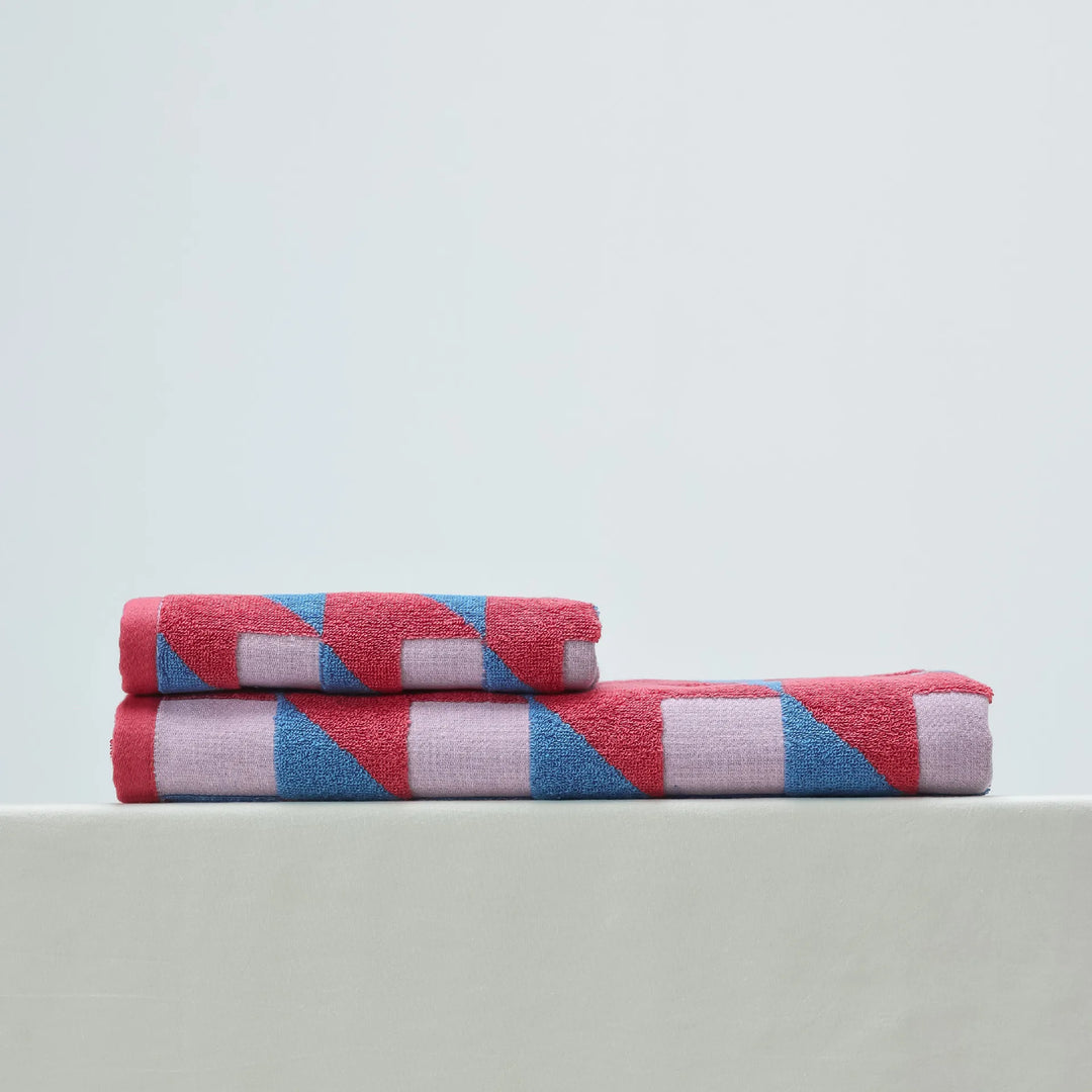 3D Cube Pattern Towels
