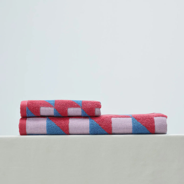 3D Cube Pattern Towels