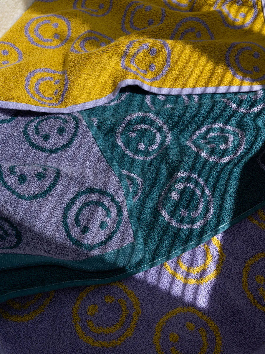 Reversible Smiling Towels