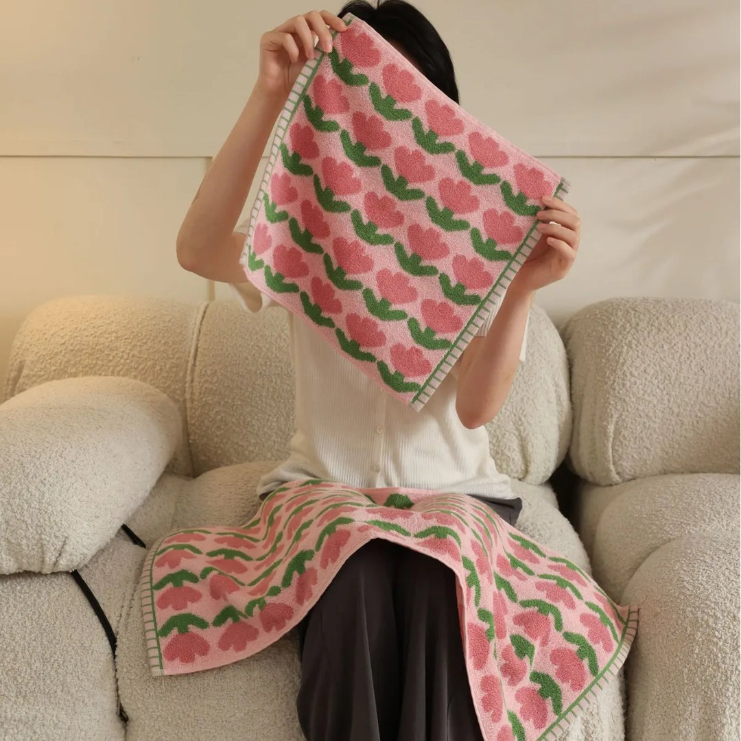Tulip Pattern Towels