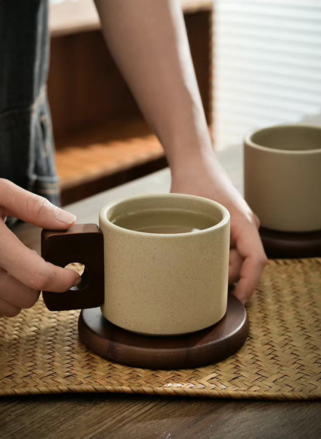 Retro Earthenware Mug with Coaster