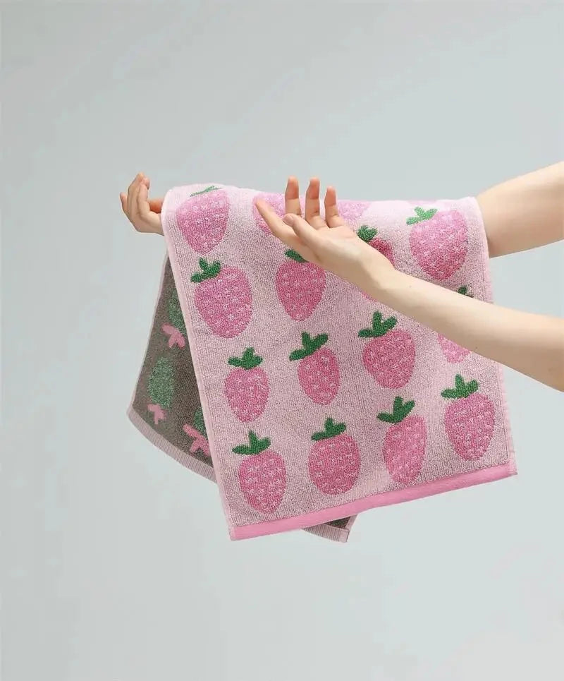 Strawberry Pattern Towels