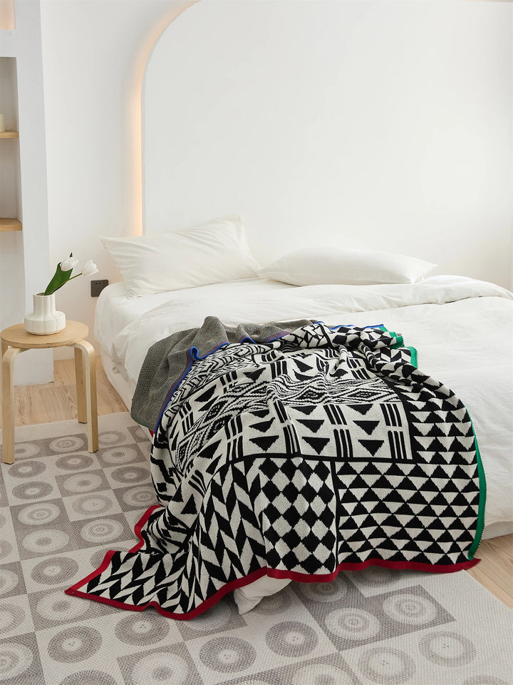 Various Geometric Pattern Blanket with Colorful Trim