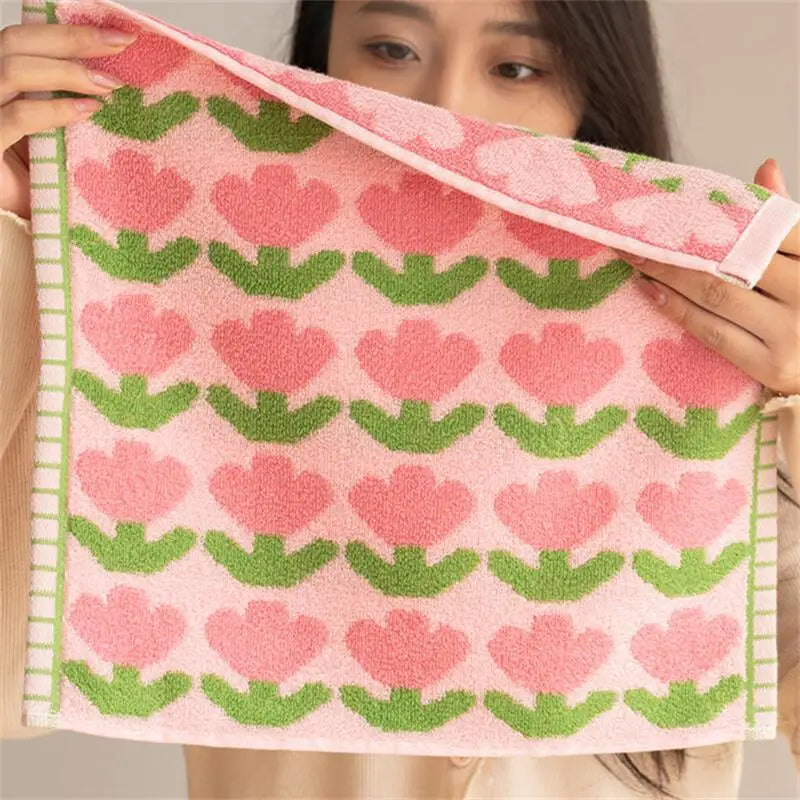 Tulip Pattern Towels