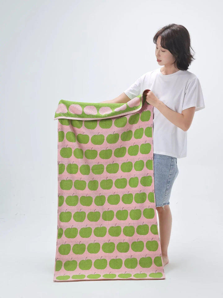 Apple Pattern Towels