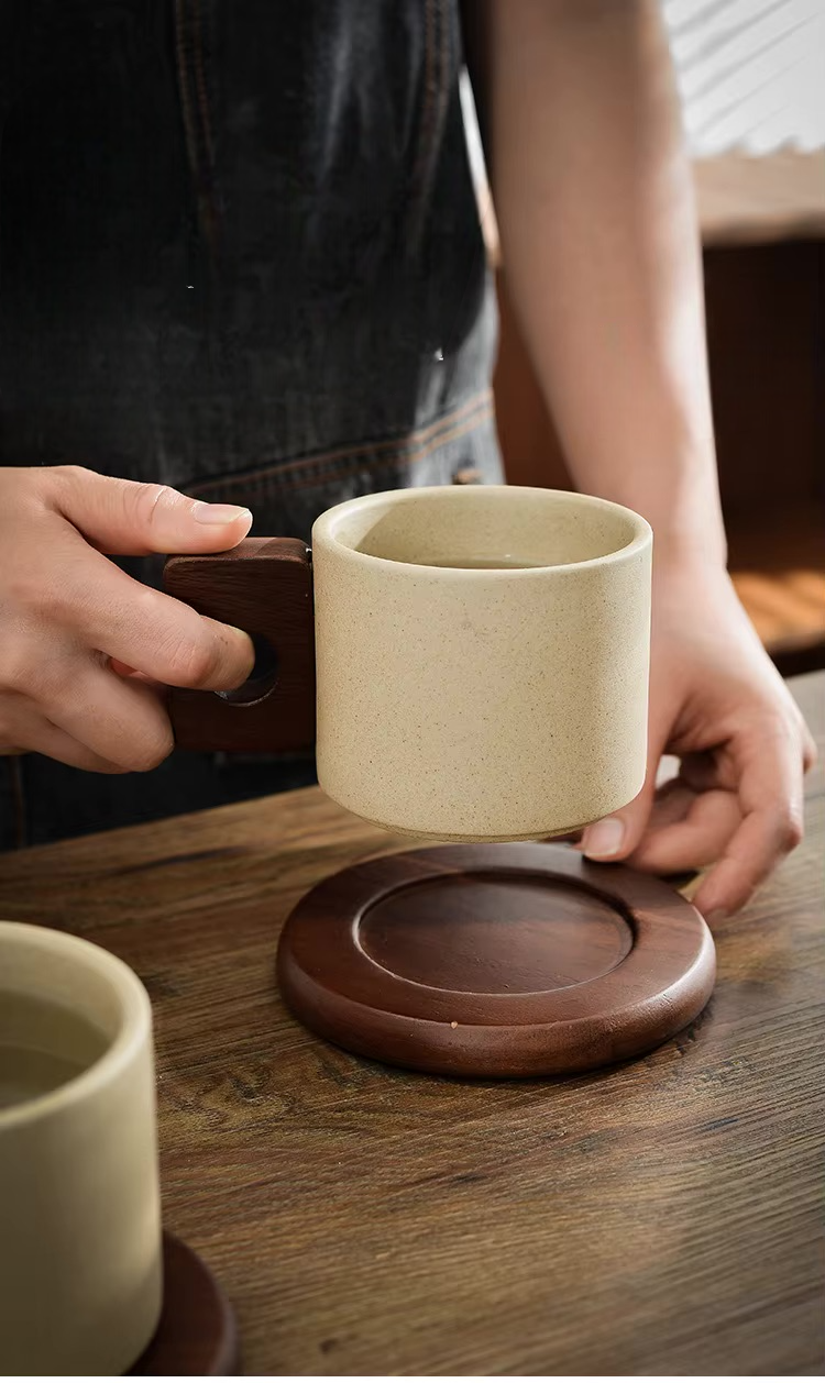 Retro Earthenware Mug with Coaster