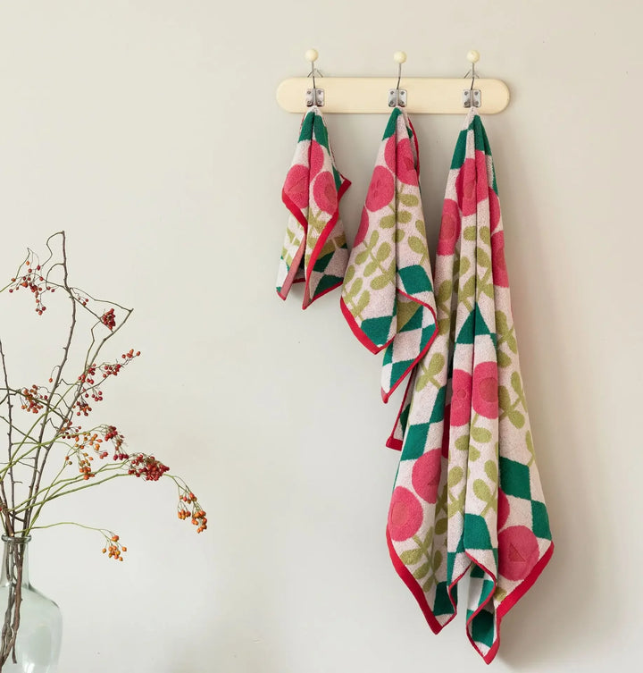 Diamond & Plant Pattern Towels