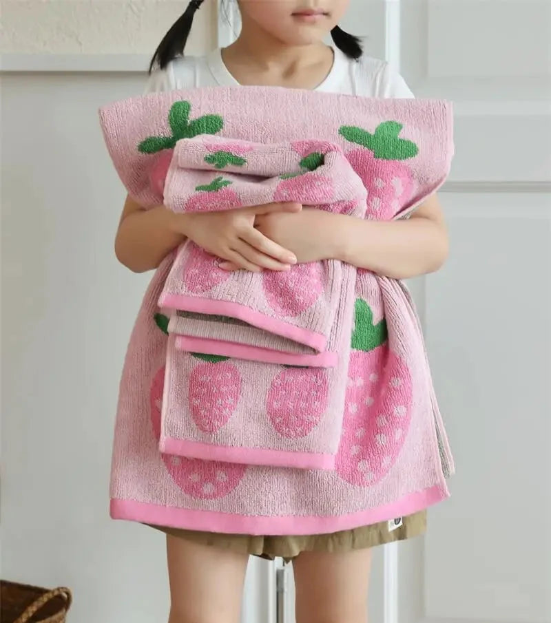 Strawberry Pattern Towels