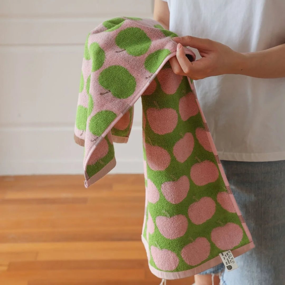 Apple Pattern Towels