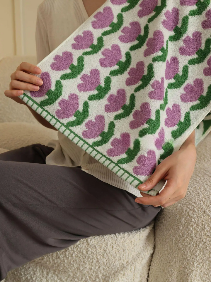 Tulip Pattern Towels