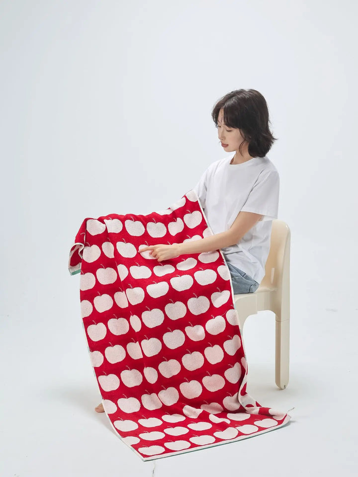Apple Pattern Towels