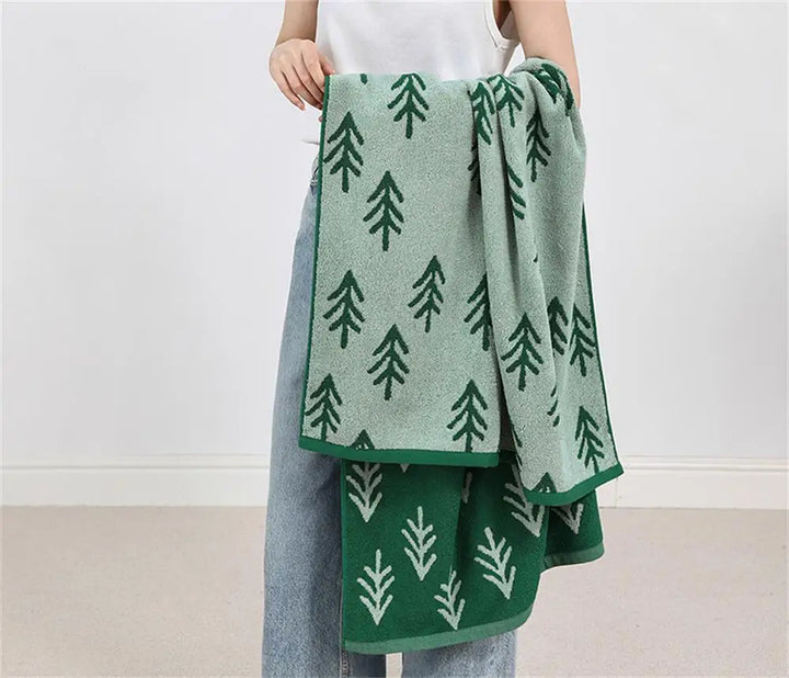 Green Pine Leaves Towels