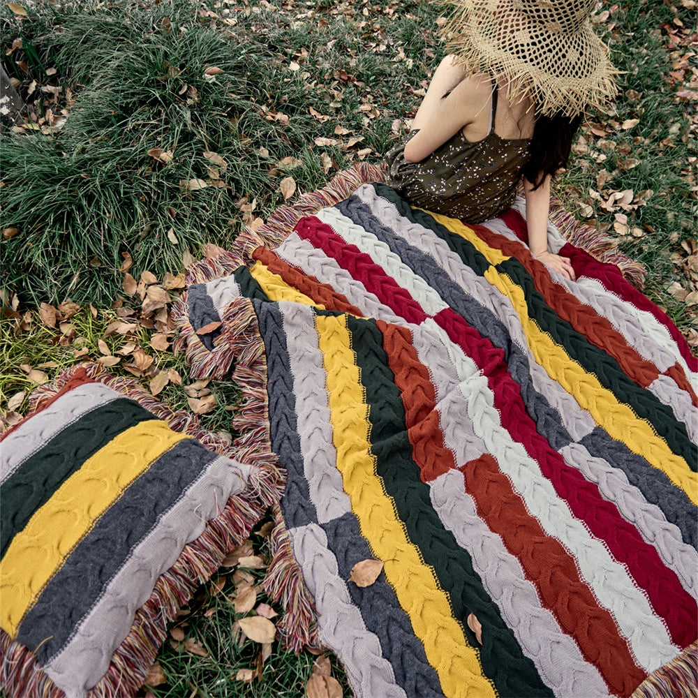 Crochet Contrast Color Blanket + Pillow