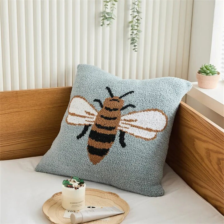 Bee Pattern Blanket + Pillows itsdecorszn