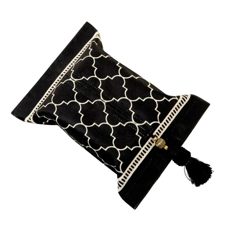Royal Clover Pattern Tassel Tissue Cover
