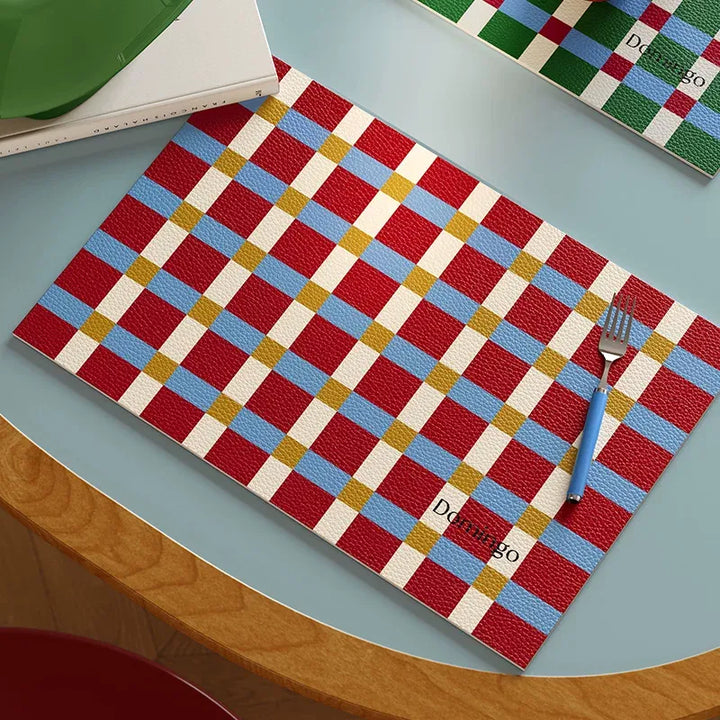 Red & Green Color Jumping Placemats Set