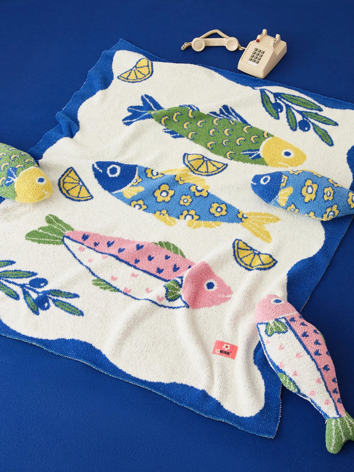 Fish & Lemon Throw Blanket