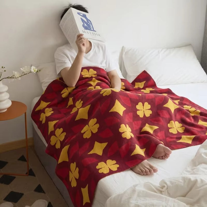 Clover & Star Pattern Blanket