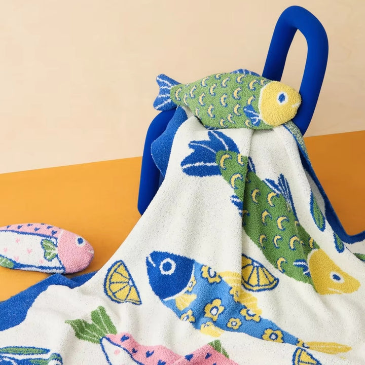Fish & Lemon Throw Blanket