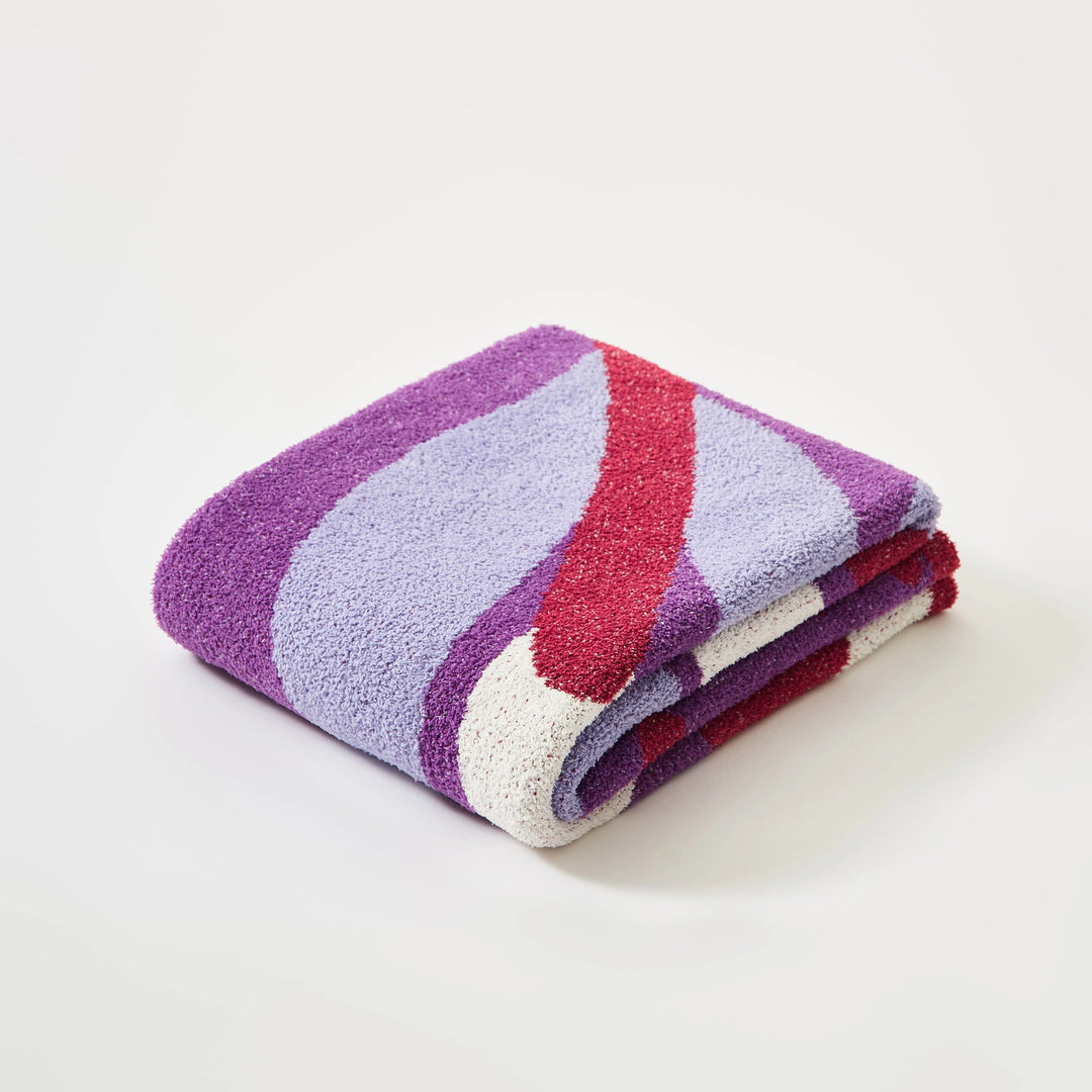 Apple & Leaf Throw Blanket