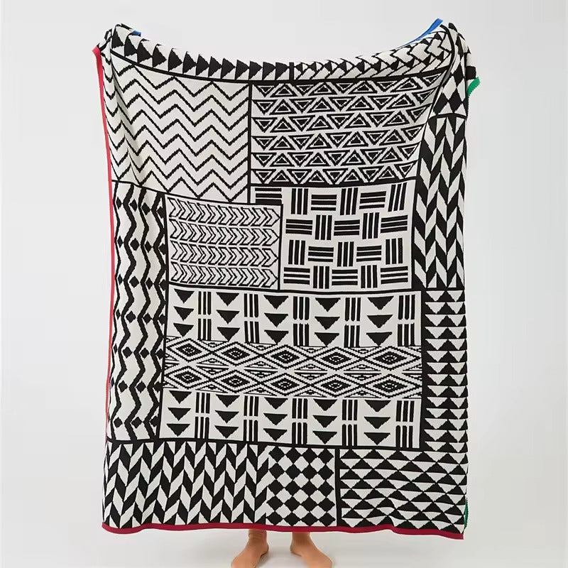 Various Geometric Pattern Blanket with Colorful Trim