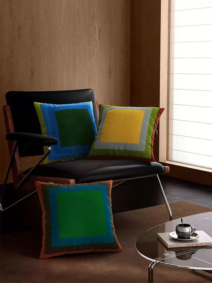 Retro Square Gradient Pattern Pillows