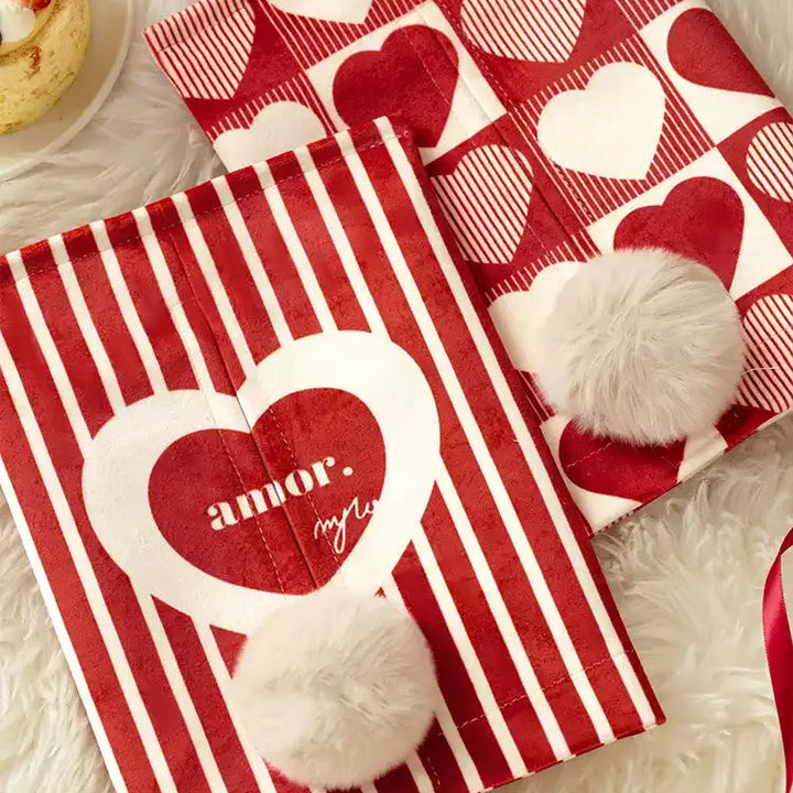 Red & Pink Heart Tissue Covers