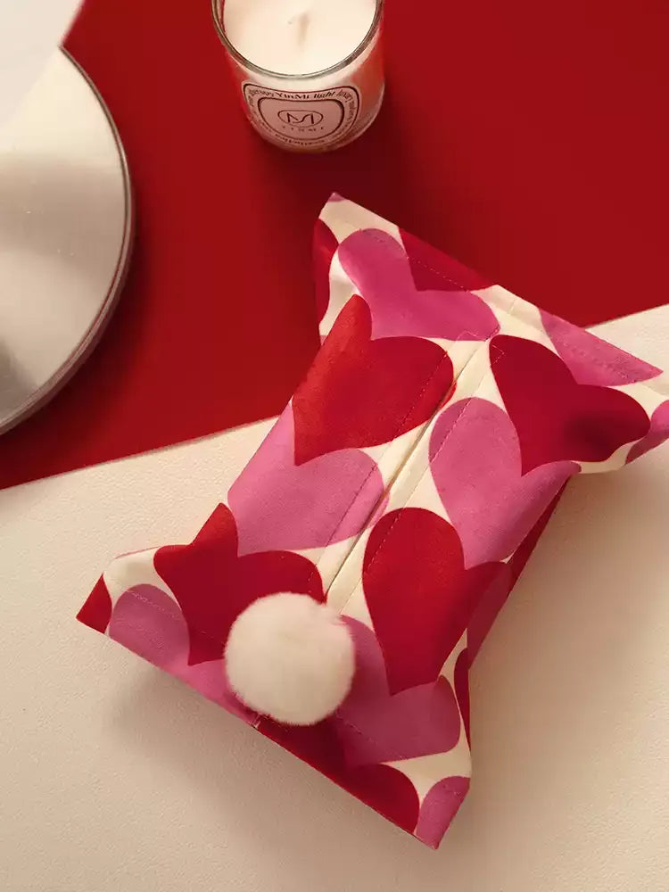 Red & Pink Heart Tissue Cover