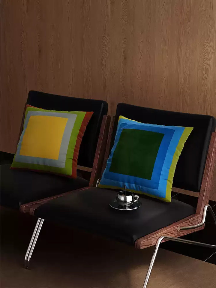 Retro Square Gradient Pattern Pillows