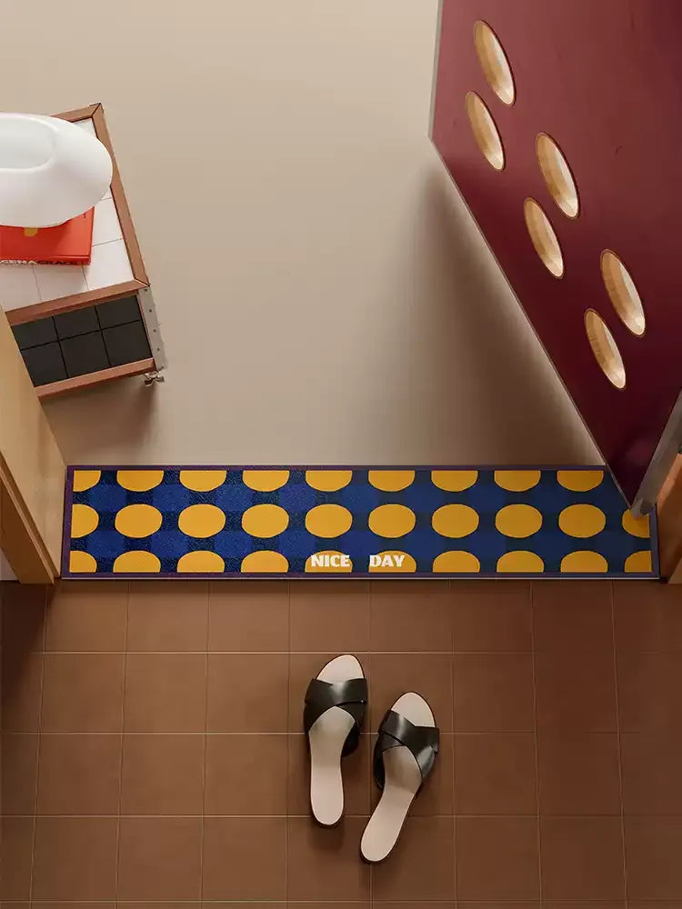 Nice Day Dot Narrow Door Mat
