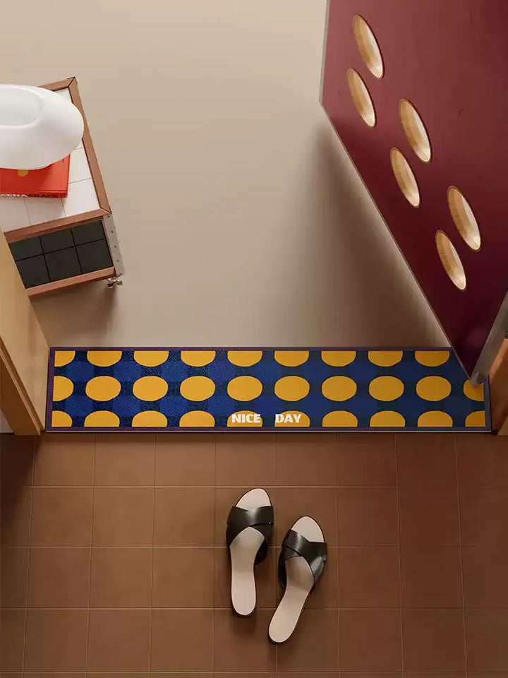 Nice Day Dot Narrow Door Mat